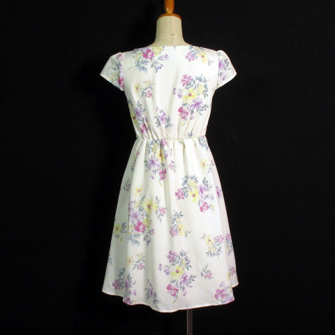 トッコ TOCCO closet ワンピース 花柄 フレア 半袖 白 ホワイト