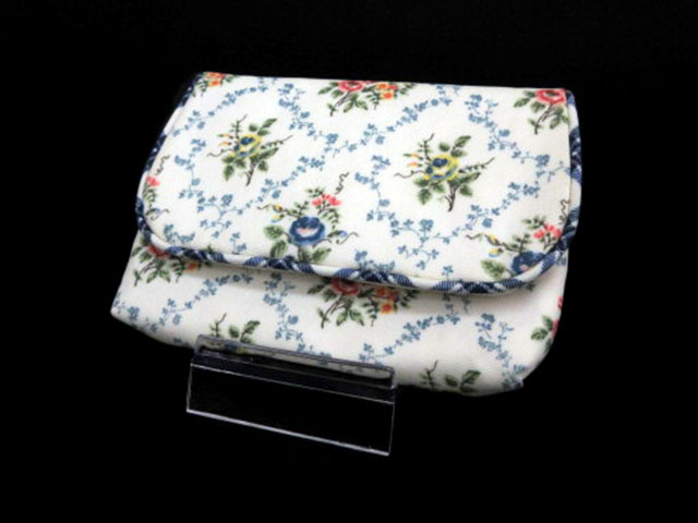 ローラアシュレイ Laura Ashley Home ポーチ 花柄 ティッシュケース ナイロン 白 ホワイト Aky レディース 178 ベクトルパーク