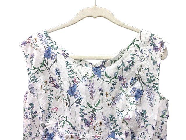 リランドチュール Rirandture ブラウス Vネック 花柄 ノースリーブ  