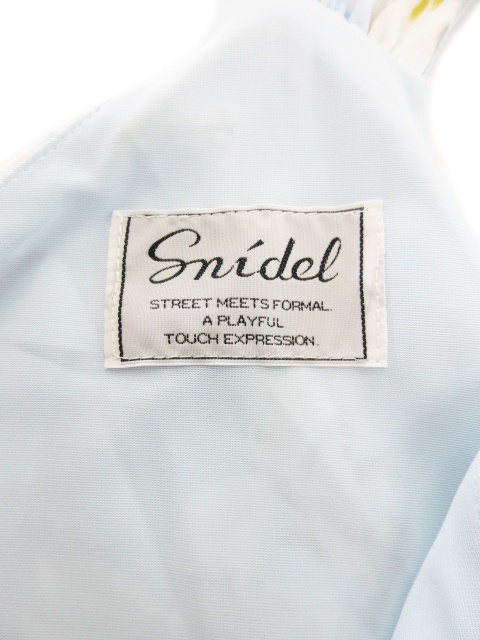 スナイデル snidel ワンピース ひざ丈 ノースリーブ オープンバック 花 スナイデル snidel ワンピース ひざ丈 ノースリーブ オープンバック 花