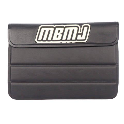 マークバイマークジェイコブス MARC by MARC JACOBS タブレットケース