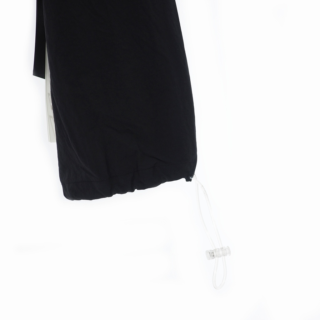 未使用品 ワット ウィー ウェア マターズ What We Wear Matters WWWM クロップド ナイロン パーカー S ブラック 黒 YJAW1360 メンズ 未使用品 ワット ウィー ウェア マターズ What We Wear Matters WWWM クロップド ナイロン パーカー S ブラック 黒 YJAW1360 メンズ