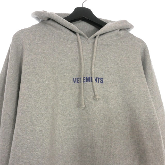 未使用品 ヴェトモン ベトモン VETEMENTS LOGO LABEL HOODIE ロゴ  