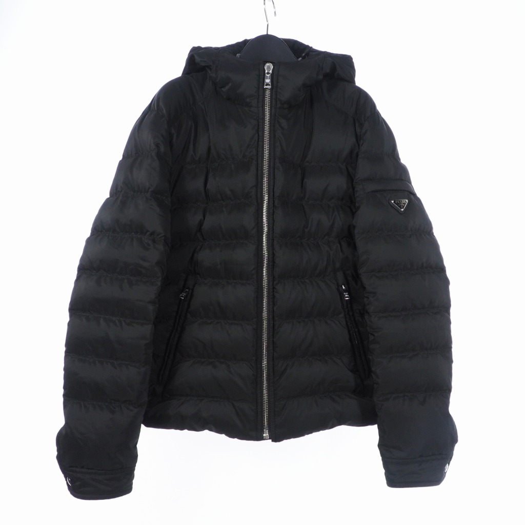 プラダ PRADA 23AW Re-Nylonトライアングルロゴ ダウンジャケット 三角 