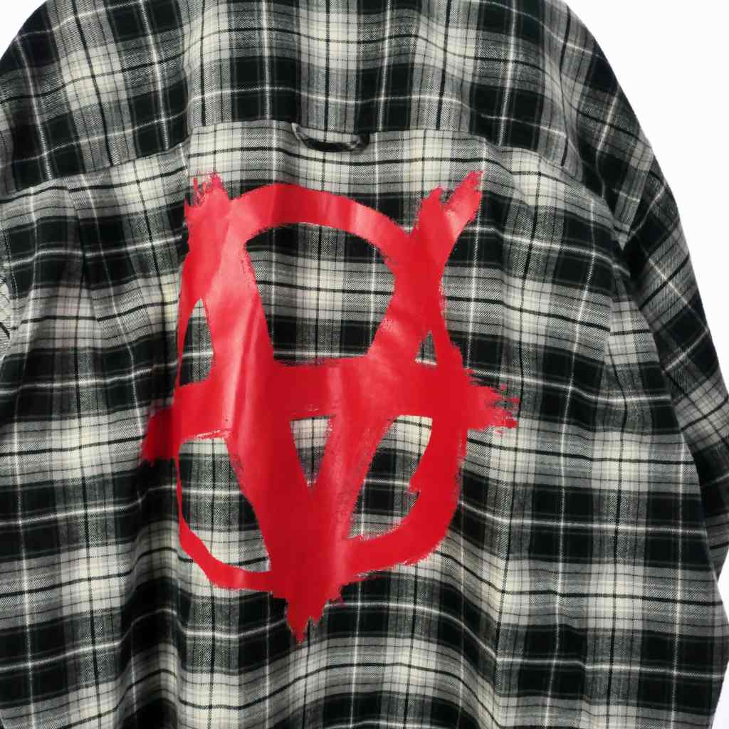 ［新品］VETEMENTS ANARCHY LOGO FLANNEL SHIRT 新品］VETEMENTS ANARCHY LOGO FLANNEL SHIRT 【公式通販】