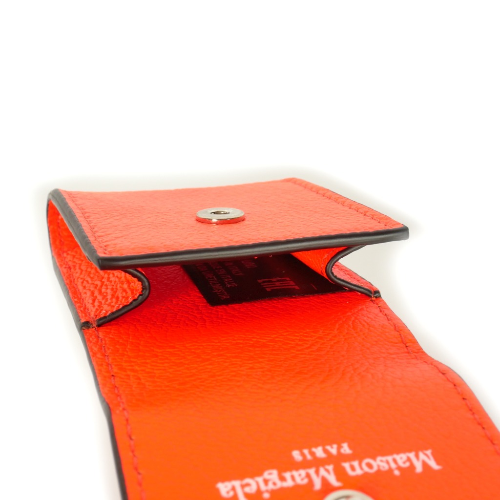 未使用品 メゾンマルジェラ Maison Margiela 22SS AirPods case エア