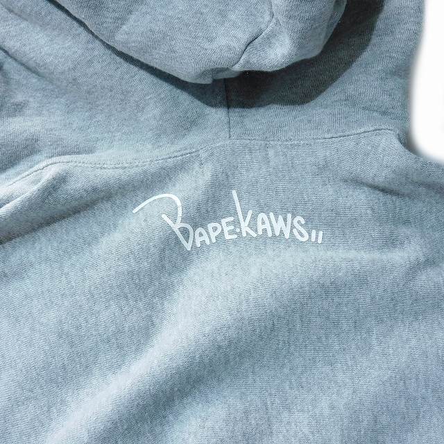 アベイシングエイプ A BATHING APE × KAWS スウェット パーカー 