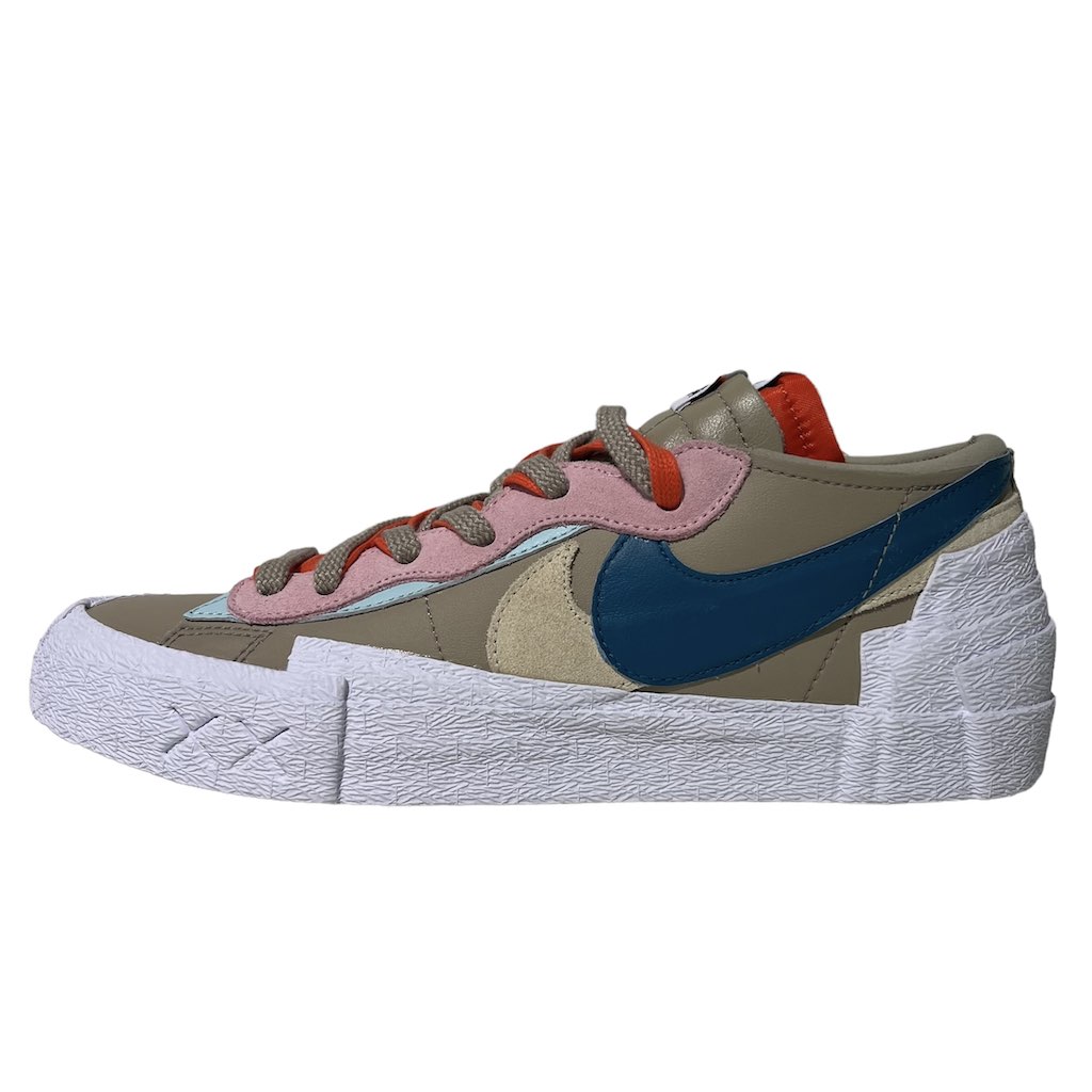 未使用品 ナイキ NIKE ×KAWS カウズ × sacai サカイ Blazer Low 