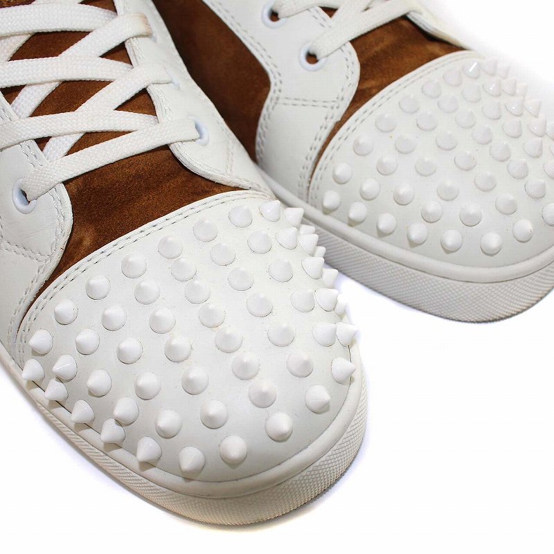 クリスチャン　ルブタン　スニーカー　41.5 日本サイズ26.5位　美品 Louboutin スニーカー 41.5 (26.5) ホワイトスタッズ