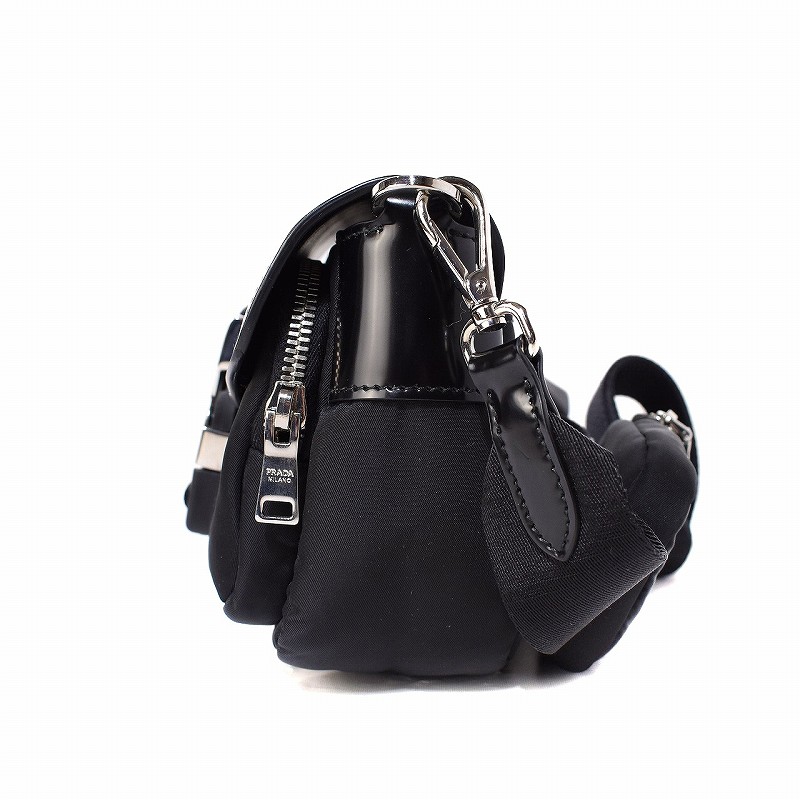 良品✨プラダ カメラバッグ ショルダーバッグ 三角プレート ナイロン  