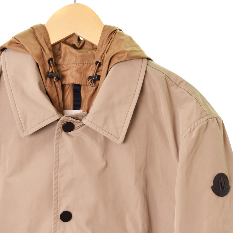 MONCLERスプリングコート(七分袖) モンクレールだからおしゃれに決まる！ ベーシックカラーのスプリング