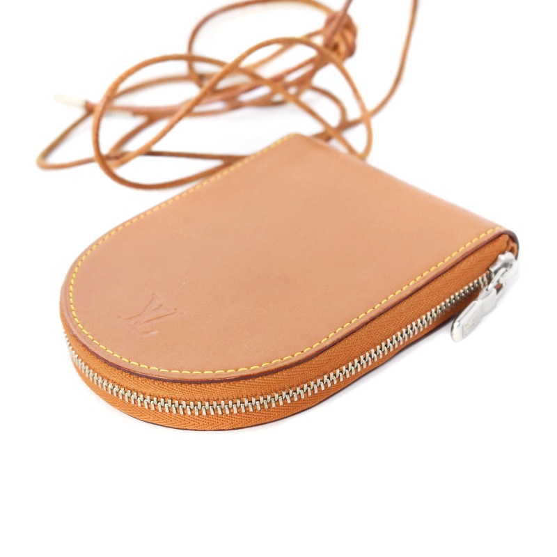 ルイヴィトン LOUIS VUITTON ノマド コンパクトウォレット 二つ折り  