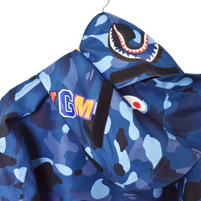 アベイシングエイプ A BATHING APE シャーク マウンテンパーカー 