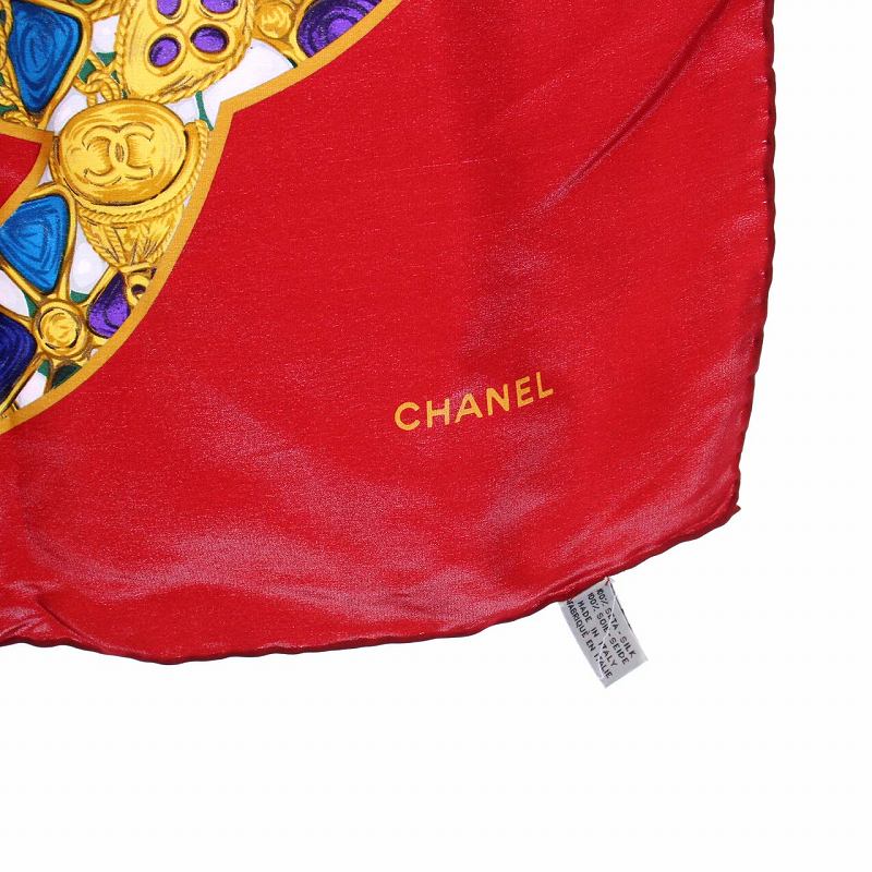 CHANEL ロゴデザイン シルクスカーフ 赤 ◾️CHANEL シャネル スカーフ 赤 ココマーク シルク100% - メルカリ