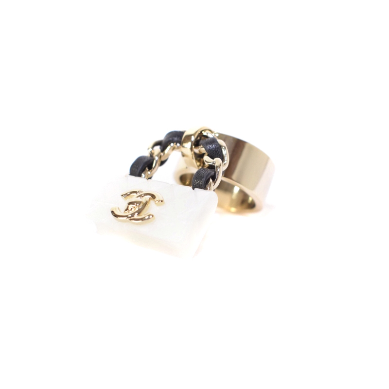 シャネル CHANEL 23年製 ココマーク マトラッセ チャーム リング 指輪 