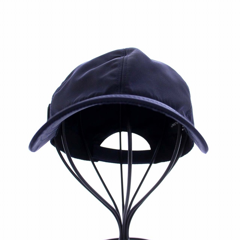 プラダ 22年モデル Re-Nylon 三角プレート ベースボールキャップ