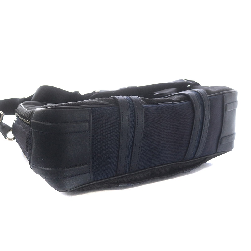 【新品】TUMI トゥミ　パークトートバッグ　レザー　ビジネス【2way】 新品】TUMI トゥミ パークトートバッグ レザー ビジネス【2way