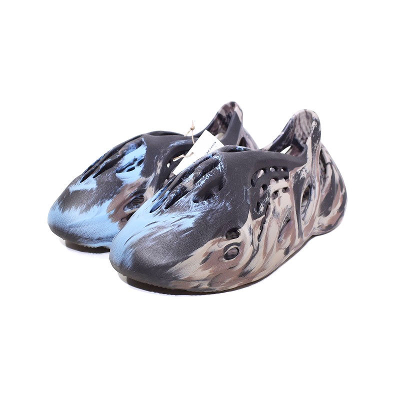 アディダス adidas YEEZY Foam Runner MX Cinder イージー フォーム 