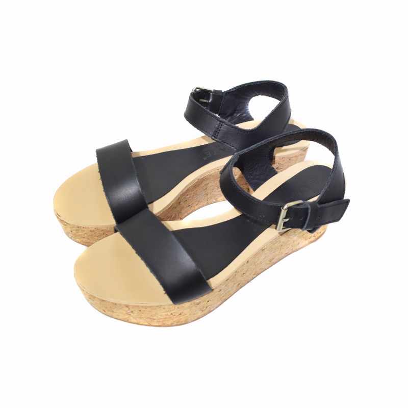 ラオコンテ サンダル ルージュ ヴィフ ラクレ Rouge vif la cle