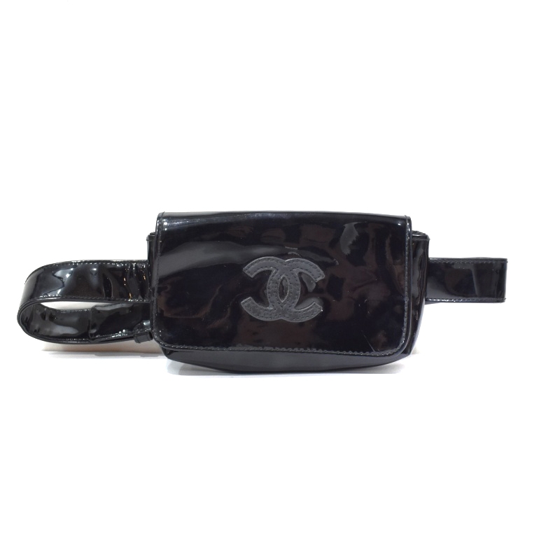 シャネル ボディーバッグ ウエストポーチ マトラッセ 黒 ブラック 4738