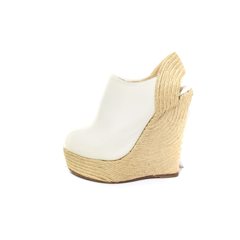 GUCCI ウェッジヒール サンダル White GUCCI ウェッジヒール サンダル White