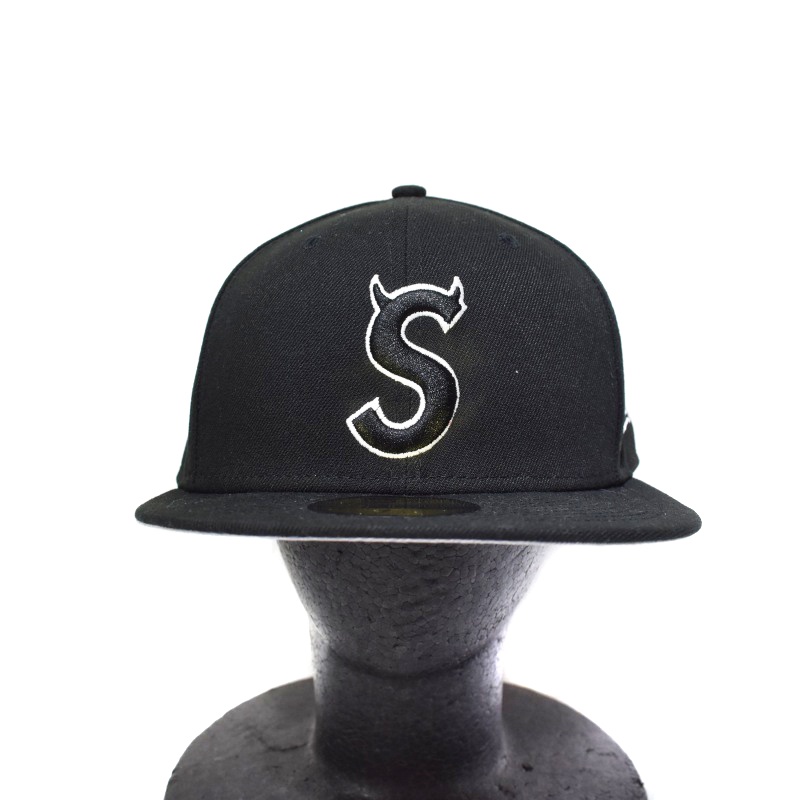 Supreme 59FIFTY ブラックキャップ 7 1/4 Supreme 59FIFTY ブラック キャップ 7 1/4
