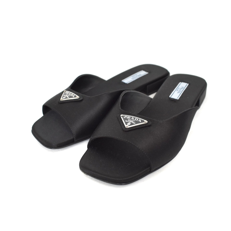 プラダ　PRADA 三角プレート　ミュール　スリッパ プラダ PRADA 三角プレート ミュール スリッパ プラダ PRADA 三角