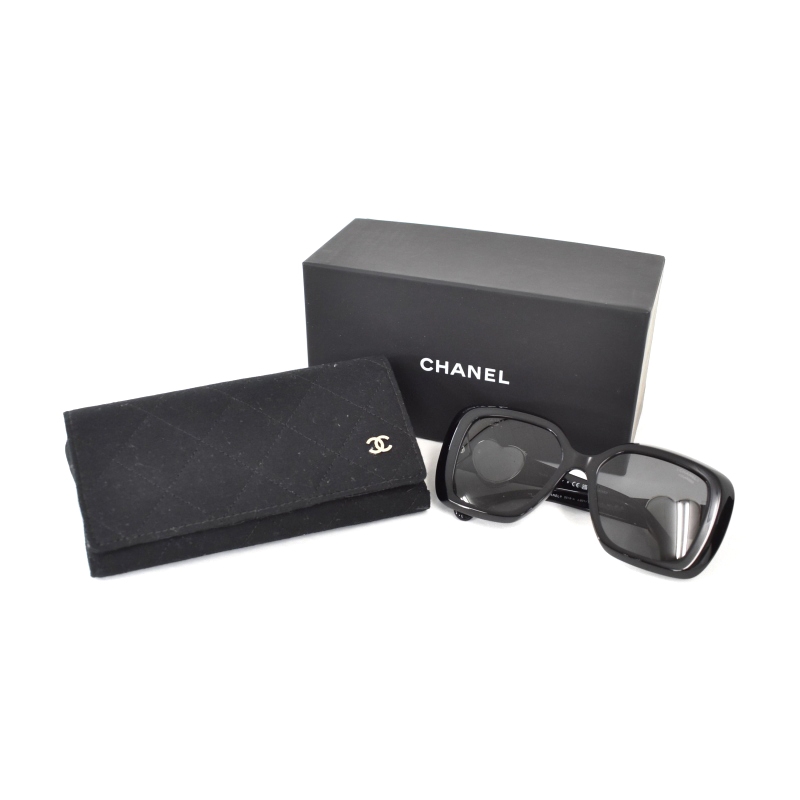 シャネル CHANEL ココマーク ハートミラー付 スクエア シェイプ