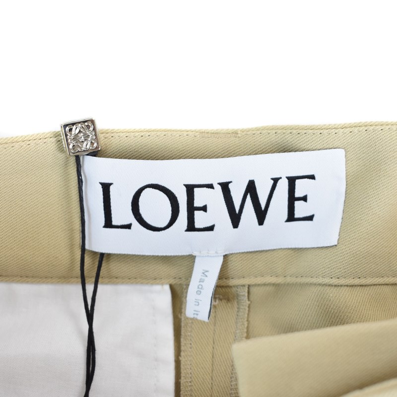 新品未使用タグ付！LOEWE チノパン　ロエベ　38 ベージュパンツ　オーバー 新品未使用タグ付！LOEWE チノパン ロエベ 38 ベージュパンツ