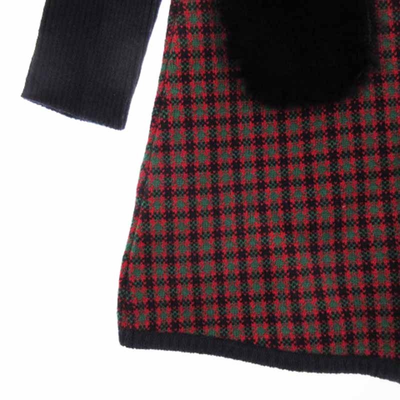 【新品】familiar ニット ワンピース ファー 赤チェック 110 女の子 familiar（ワンピース）のフリマアイテム一覧
