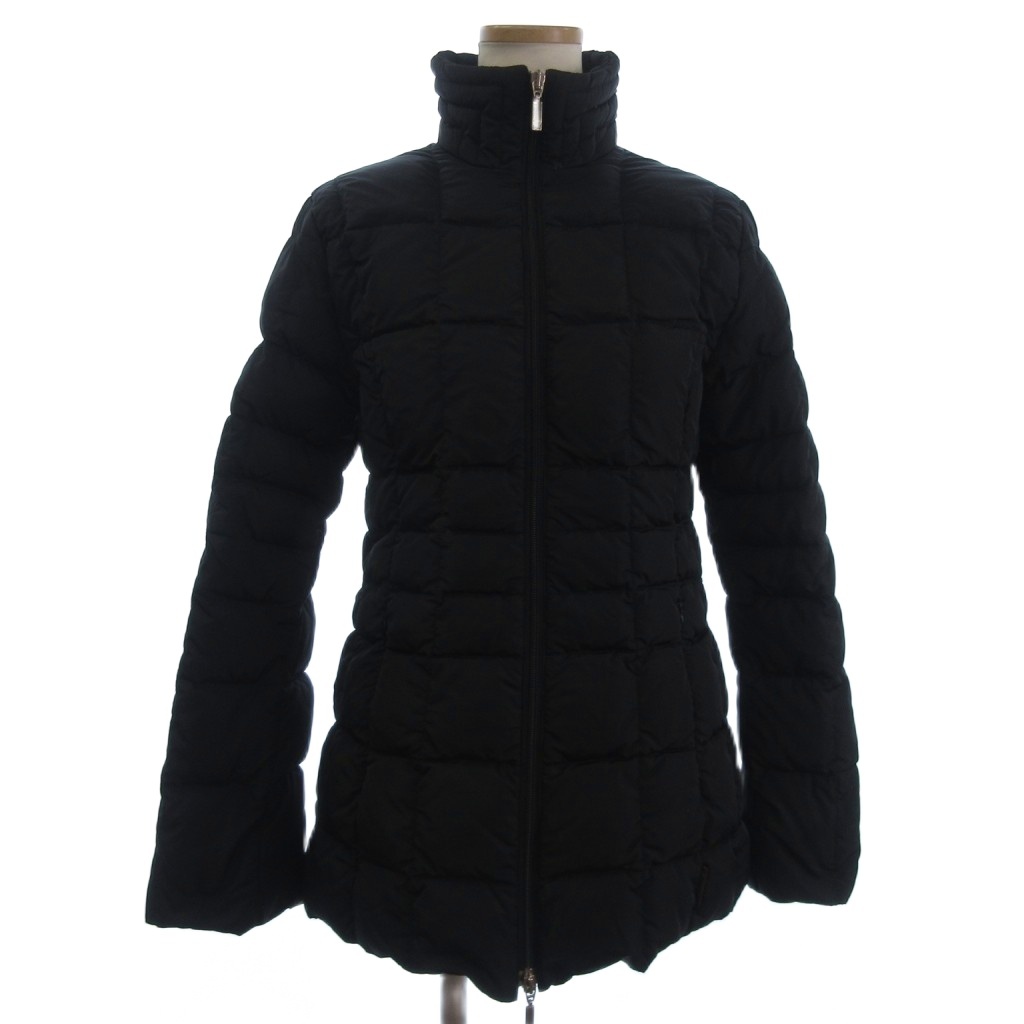 MONCLERブラックダウンジャケット スタンドカラーモンクレール MONCLERブラックダウンジャケット スタンドカラーモンクレール