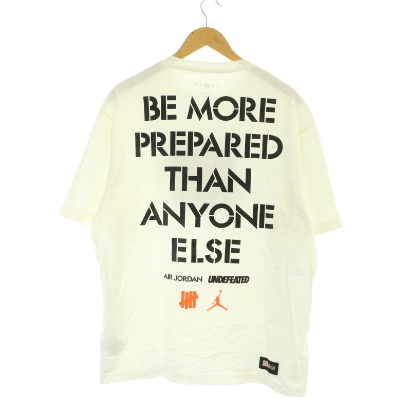 ナイキ NIKE UNDEFEATED × JORDAN S/S Tee Tシャツ カットソー 半袖 