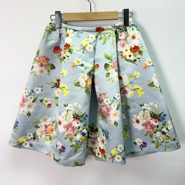 チェスティ スカート 花柄（未使用タグ付 チェスティ 大胆な花柄  