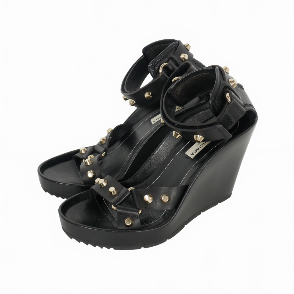 n*o様 バレンシアガストラップサンダル 38 ブラック BALENCIAGA - ブラック /メンズ 3XL サンダル/NEW | LATIN EVE