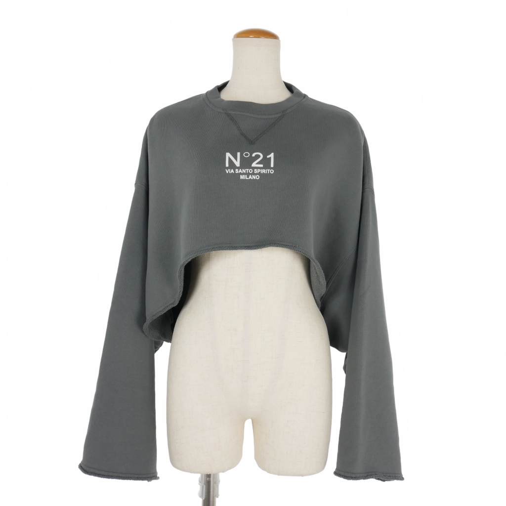 N°21(ヌメロ)トレーナー むきだし