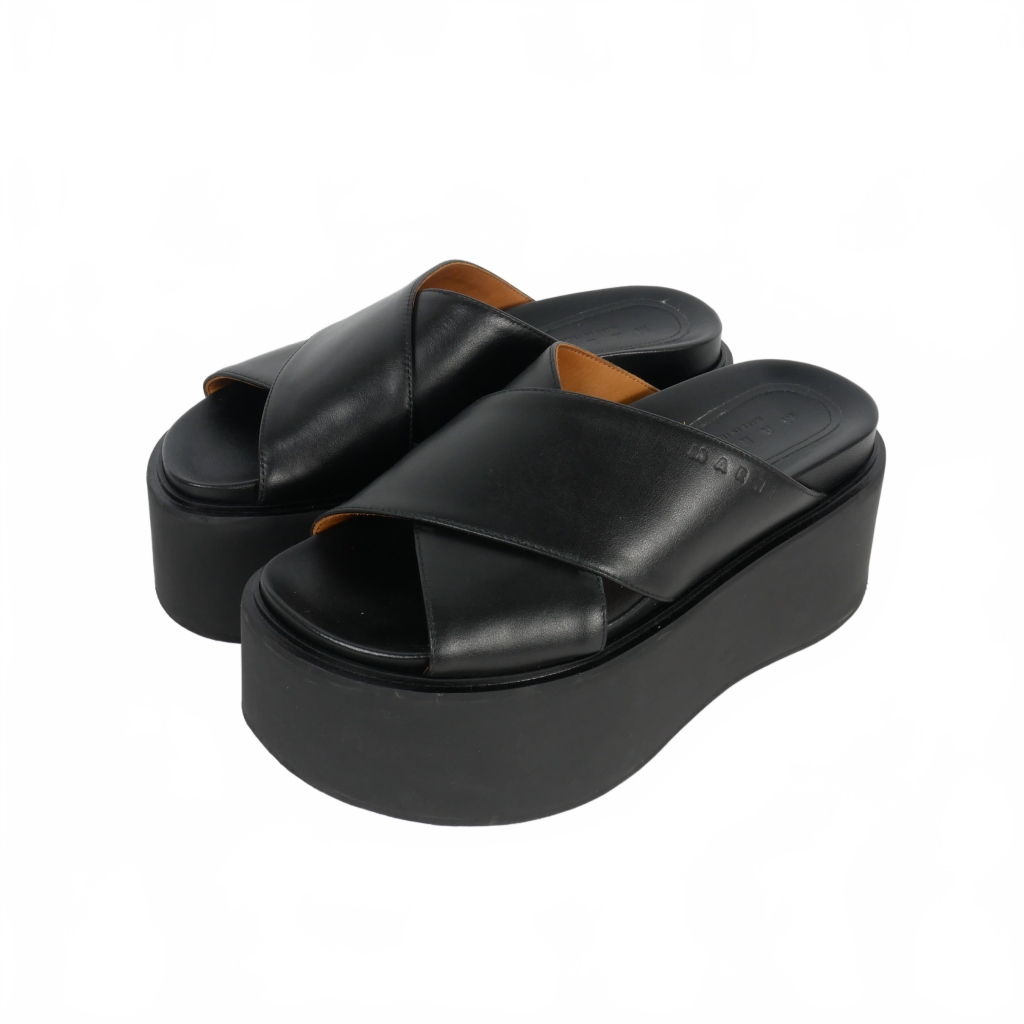 マルニ Marni ウェッジウッドサンダル カーフスキン ブラック　厚底サンダル マルニ Marni ウェッジウッドサンダル カーフスキン ブラック