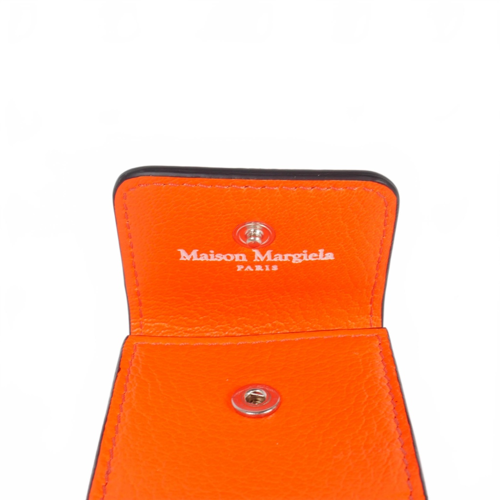 未使用品 メゾンマルジェラ Maison Margiela 22AW Air Pods ケース