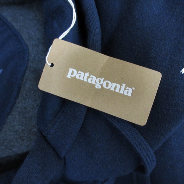 未使用品 パタゴニア Patagonia タグ付き 未使用 フーディー パーカー  