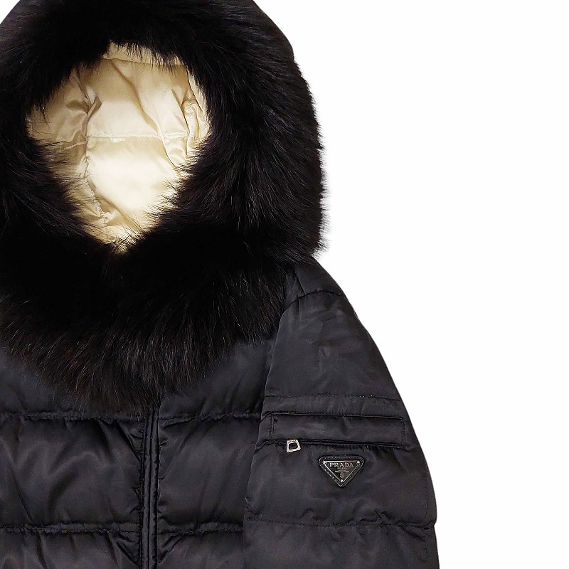 【美品】PRADA SPORT ロゴ ベルト ボア ファー ダウン ジャケット PRADA ファー ショート ダウンジャケット (PRADA/ダウンジャケット