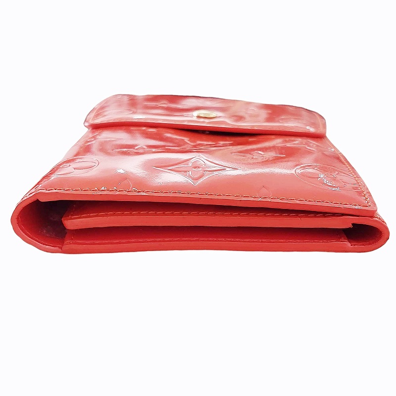 LOUIS VUITTON ショルダー ヴェルニ ウォーカーポシェット レッド