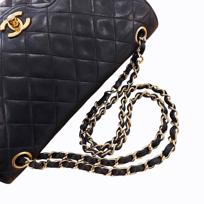 シャネル CHANEL 1番台 ヴィンテージ マトラッセ 25cm ダブルフラップ 