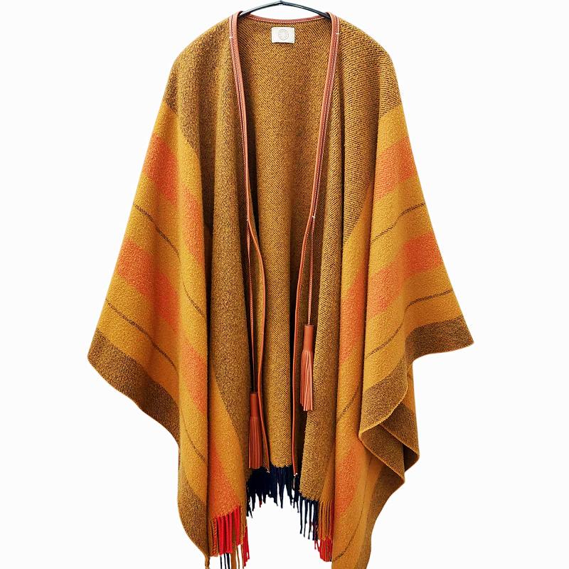 Hermesエルメス ケープ ポンチョ コートフリンジ付き