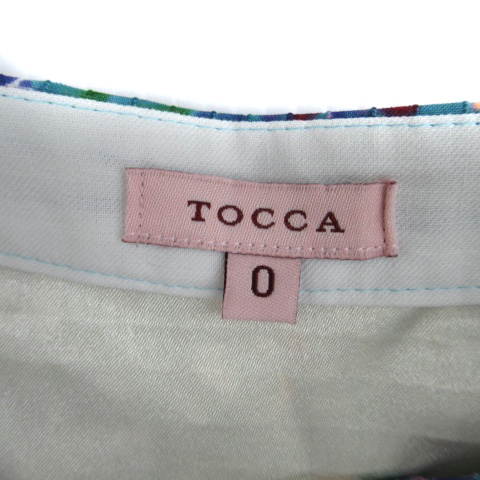 トッカ TOCCA フレアスカート ひざ丈 総柄 0 マルチカラー 青 トッカ TOCCA フレアスカート ひざ丈 総柄 0 マルチカラー 青