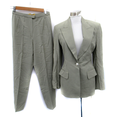 DONNA KARAN のウールジャケットセットアップ
