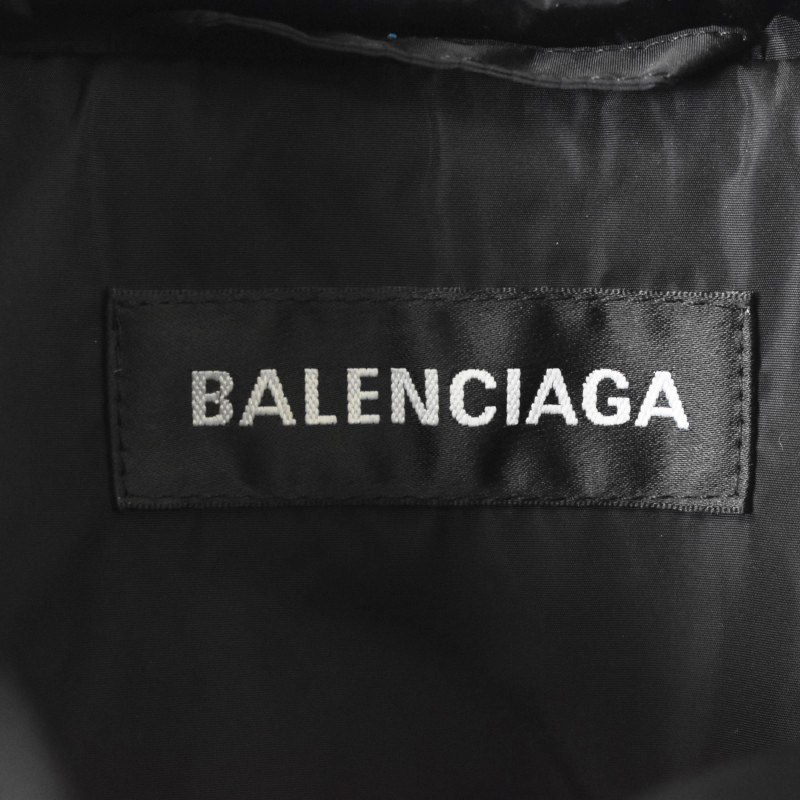 バレンシアガ BALENCIAGA 青山店限定 数量限定 20AW レインジャケット 