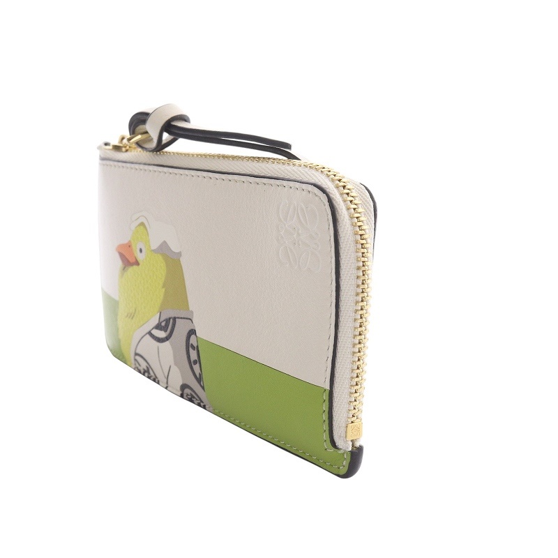 ロエベ LOEWE スタジオジブリ 千と千尋の神隠し フラグメントケース