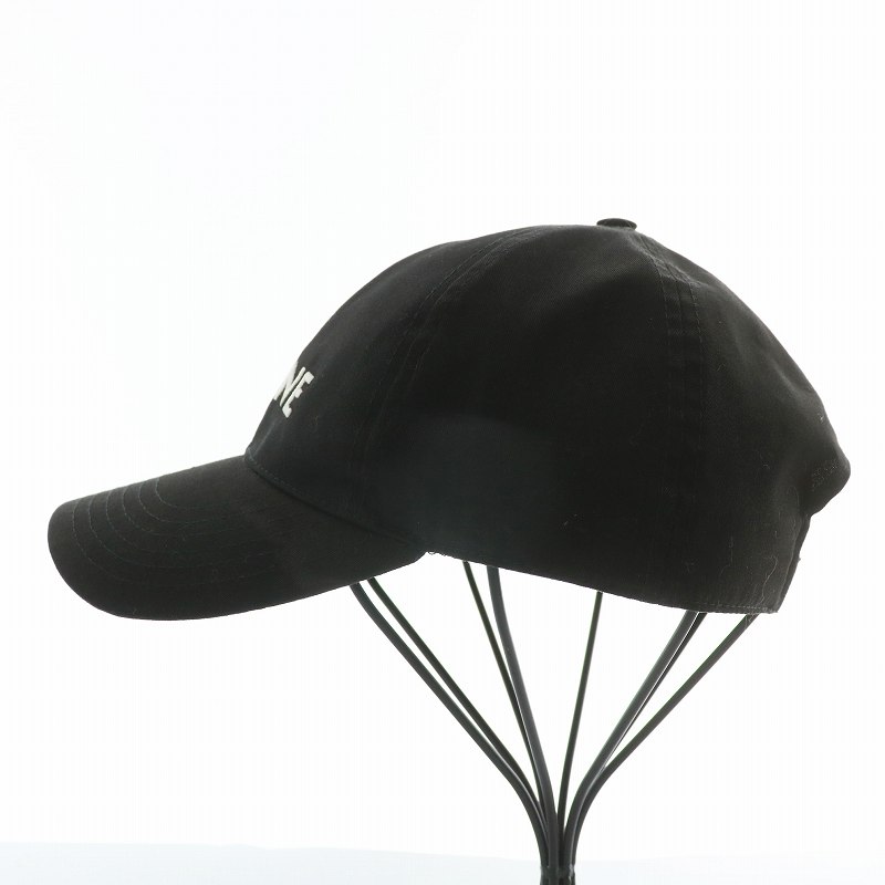 CELINE ベースボールキャップ 黒