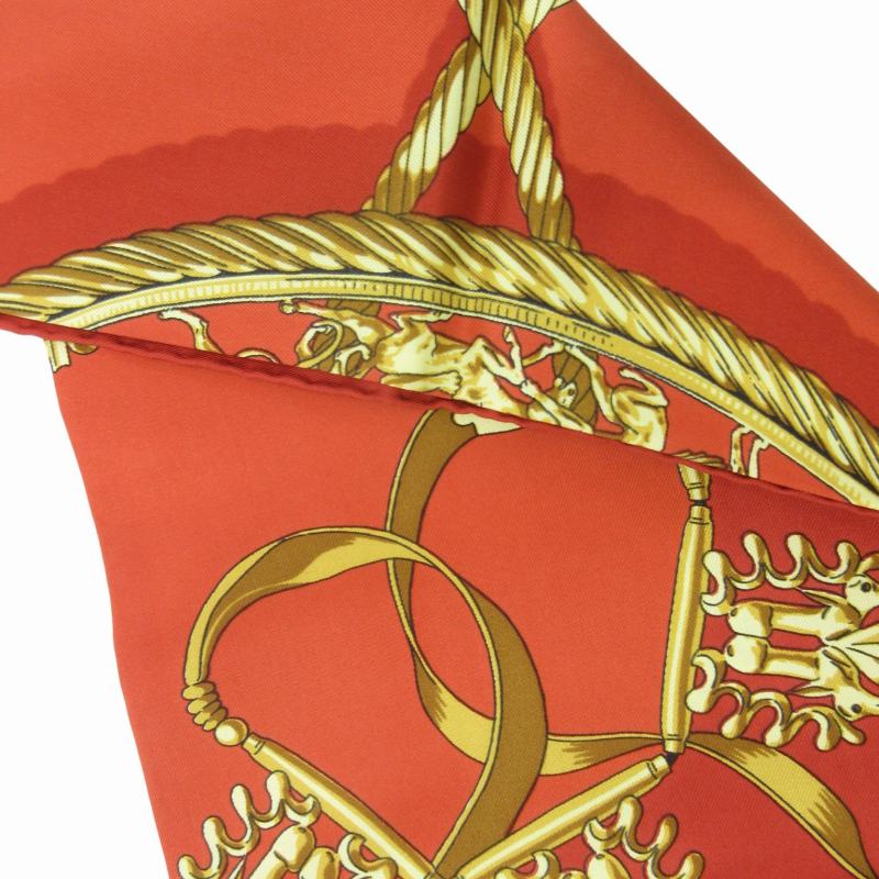 エルメス HERMES カレ90 LES CAVALIERS D'OR スカーフ チーフ 総柄