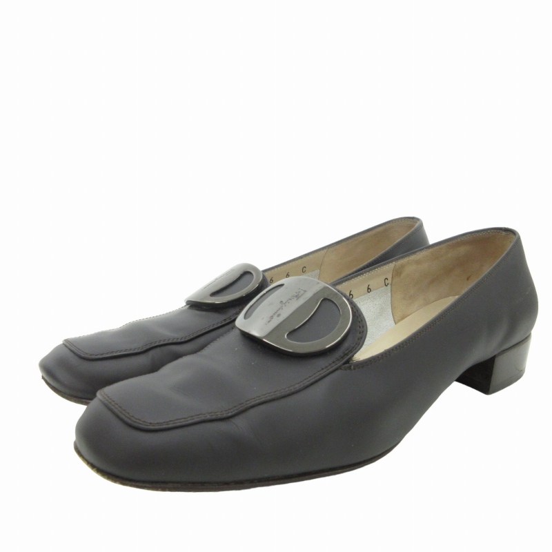 サルヴァトーレフェラガモ Salvatore Ferragamo ヴァラ パンプス